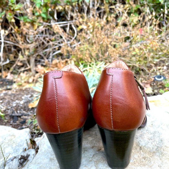 Vionic, Upright Taber, #322, Size 10, Color Toffee - Picture 4 of 8